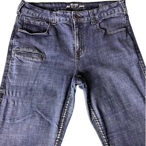 Cowgirl Tuff Natural Waist Denim Jeans Medium Wash 31/35